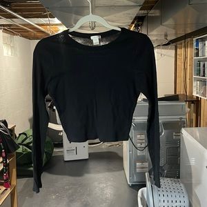 Long sleeve cropped shirt